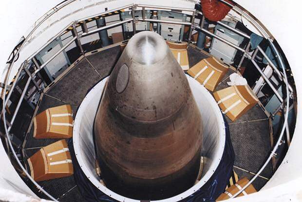 «Миротворец» в поисках дома