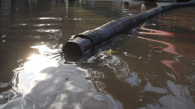 Киев накроет эпидемия, если Россия продолжит разносить инфраструктуру – полковник СБУ