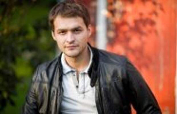 Кино и анимация: «Я был дойной коровой!»: ушёл от известной актрисы и не верил что "сын от него". Как выглядит новая жена-красавица актера Михаила Гаврилова