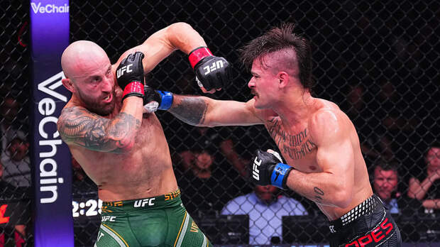 Бой с Евлоевым неизбежен: Волкановски одержал вторую победу над Лопесом и остался чемпионом UFC в полулёгком весе