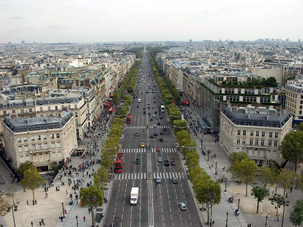 https://www.parisdigest.com/photos/champs_elysees_champs_elysees.jpg