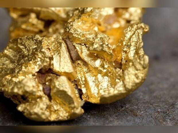 Золото на 50 миллионов рублей и наркотики нашли в автомобиле забайкальца (18+)