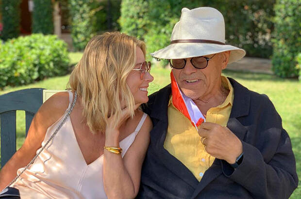 Юлия Высоцкая рассказала о ценных уроках от мужа Андрея Кончаловского, карантине с семьей и отношении к ботоксу