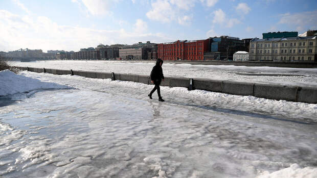 Синоптик Позднякова: в выходные в столице будет теплее нормы на 5 градусов