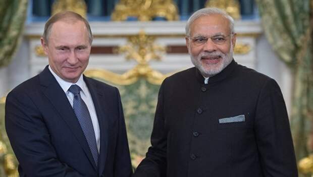 Президент России Владимир Путин и премьер-министр Индии Нарендра Моди. Архивное фото