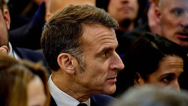 Politico: Мелони попросила Макрона перенести свой первый двусторонний саммит