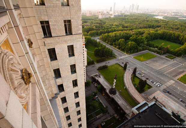 Звезда МГУ: фотографии с одного из самых недоступных мест в Москве