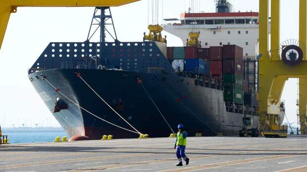 Товарный поворот: Россия и Оман нацелились на партнерство в добыче сырья