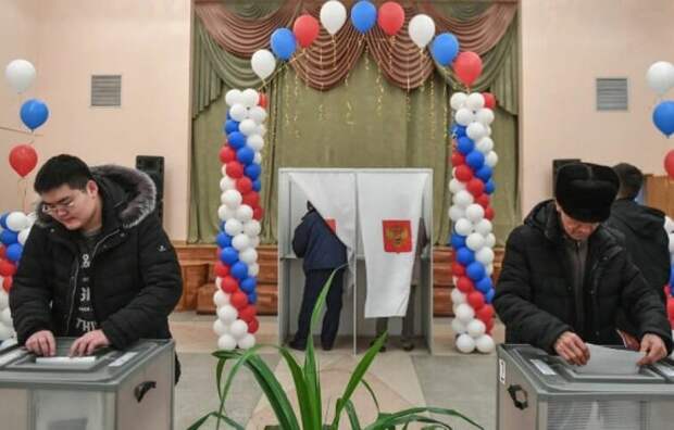 Выборы президента уже начались. Кто голосует сейчас?