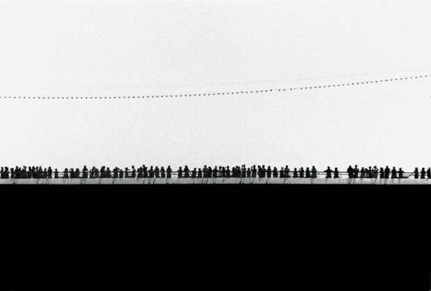 Фотография Ренато Д'Агостина, который исследует современную жизнь в городах.