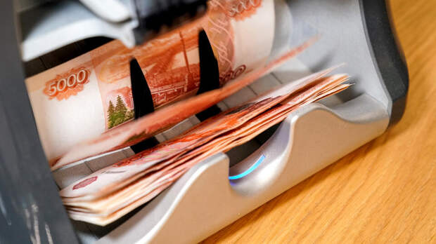 Средняя зарплата в Арктике достигла 153 тыс. рублей