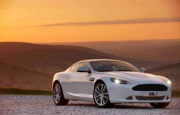 До свиданья, мистер Бонд: Aston Martin DB9 снимают с производства