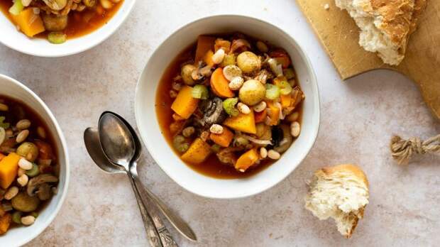 Рагу с грибами. \ Фото: thespruceeats.com.