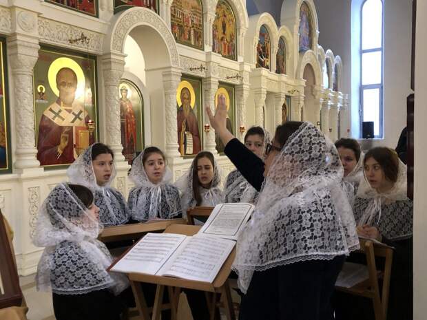 Поёт детский хор/Из архива храма Святого Андрея Боголюбского