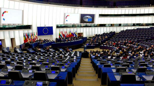 Politico: в ЕС нарастает раскол после согласования помощи Украине