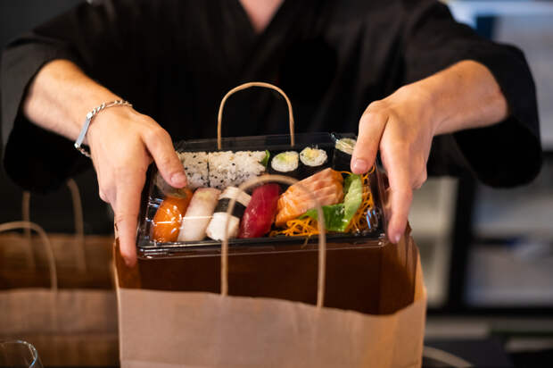 Россияне пристрастились к готовым японским блюдам