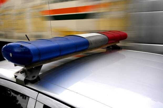 СМИ: Дочь актера Томми Ли Джонсона нашли мертвой в отеле в Калифорнии