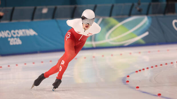 Сменивший гражданство российский конькобежец завоевал серебро на Олимпиаде