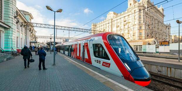 Общественный транспорт Москвы перевез 450 тысяч человек в ночь на 7 января. Фото: mos.ru