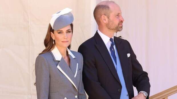 Совсем как принцесса Диана: Кейт Миддлтон показалась в наряде в винтажном стиле