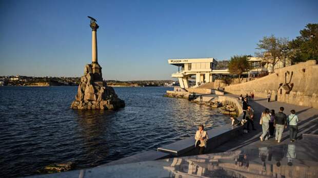 Развожаев призвал жителей Севастополя записываться в отряд для обороны города