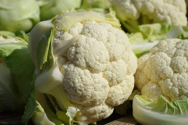 11 натуральных продуктов для облегчения боли в коленях и суставах