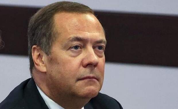 Медведев: России нужна победа, но ее цена имеет значение