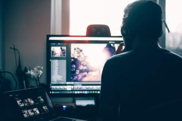 glenn-carstens-peters-210782-unsplash 304