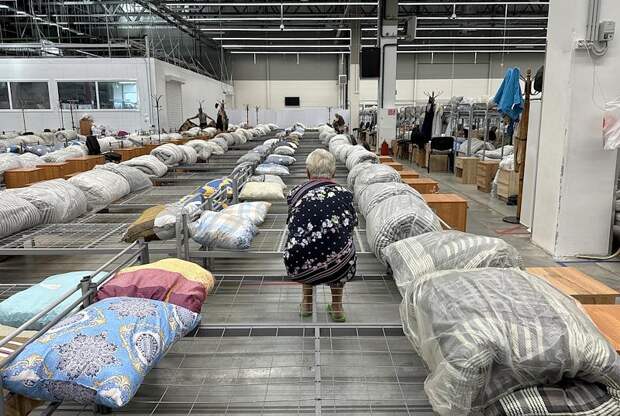 Названо число остающихся в ПВР россиян после вывоза из зоны боевых действий