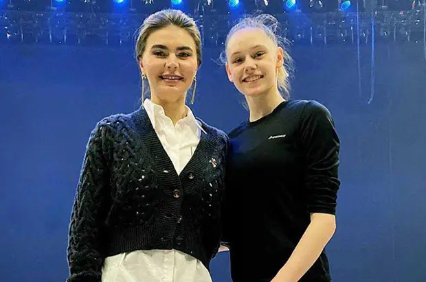 Редкое появление на публике: Алина Кабаева посетила репетицию своего спортивного фестиваля