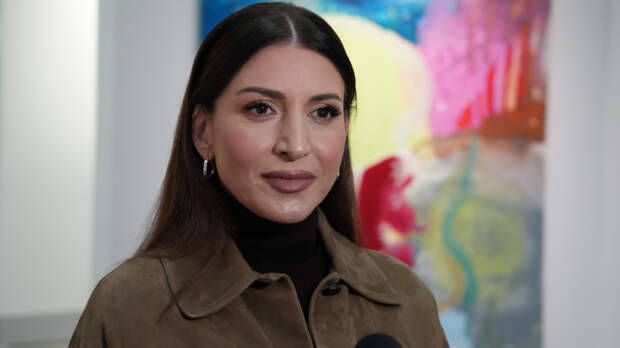 «Лайфхак от меня»: Жасмин создала арт-объект из подарка от художника Доржиева