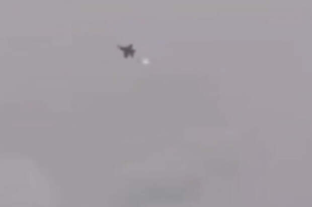 КСИР: ополчение "Басидж" сбило американский истребитель F-18