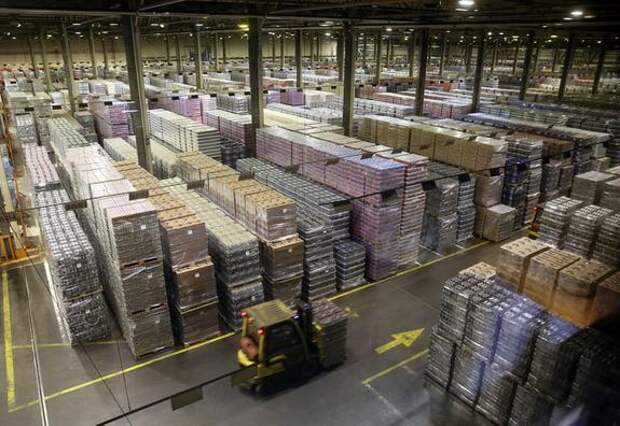 Через морской порт Санкт-Петербурга в Россию ввезли партию мездрового клея