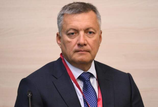 Путин наградил орденами губернаторов Иркутской и Саратовской областей