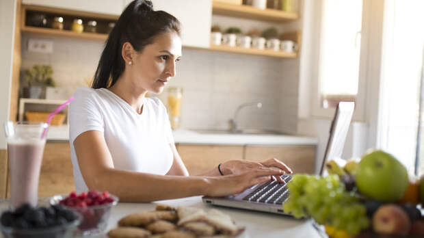 Нефролог Амитова: белковые диеты могут вызвать болезнь почек