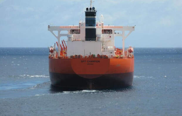 Капитуляция перед русской нефтью: 300 наших танкеров выставили Лондон на посмешище в Ла-Манше