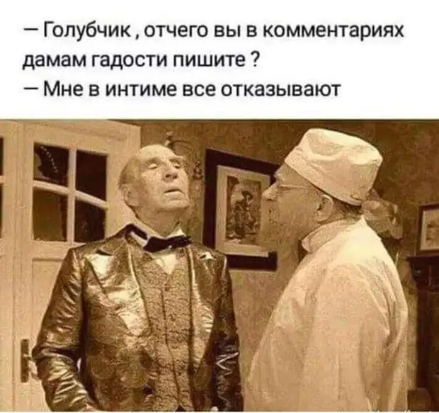 Один художник рисовал только петухов. Все вокруг - Бога, а он - петухов...