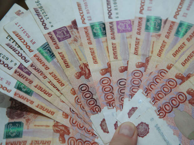Родители могут не увидеть выплат в 22 тысячи по «школьному набору»