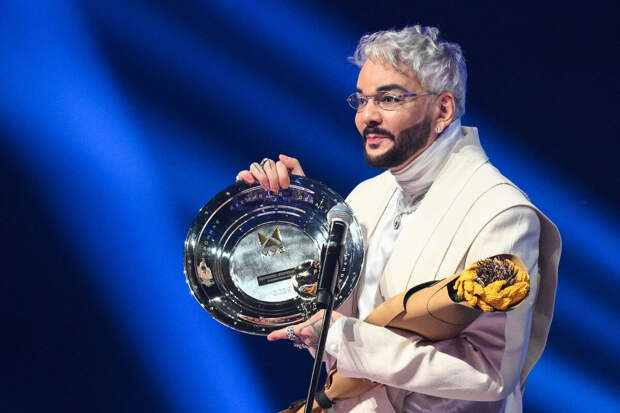 РИА Новости: Киркорова оштрафовали за курение в здании аэропорта в Барнауле