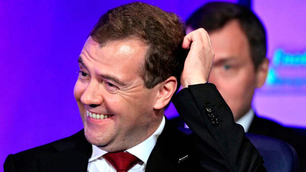 Наконец-то в Роскосмосе наступит «порядок», так как Путин включил в набсовет Медведева