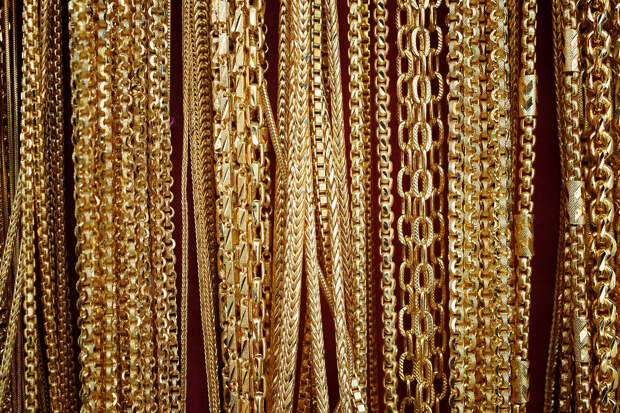 SOKOLOV: москвичи сдали 173 кг золотых украшений через trade-in в 2025 году