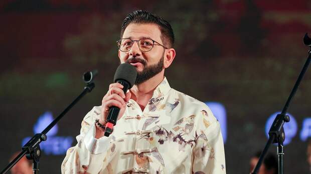 «Началось еще в джунглях»: Бузова рассказала об отношениях Галустяна и Пинчук