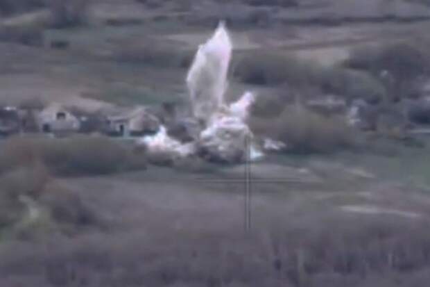 Появилось видео уничтожения укрытия ВСУ экспериментальным снарядом
