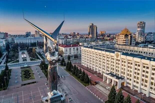 Обозначение и символика флага Самары.