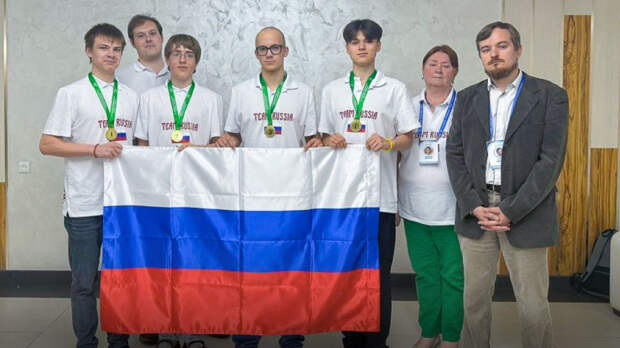 Собянин рассказал о достижениях москвичей на Международной олимпиаде по биологии