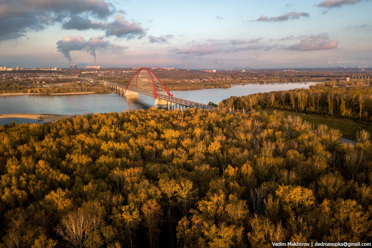 Все краски Новосибирска в таймлапсе от фотографа, который целый год снимал город с воздуха