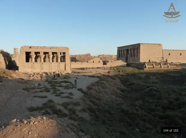 Интересные объекты в окрестностях дендерского храма