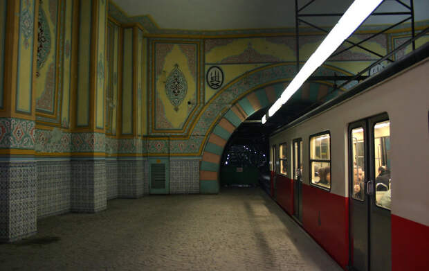 Samye-krasivye-stantsii-metro 41