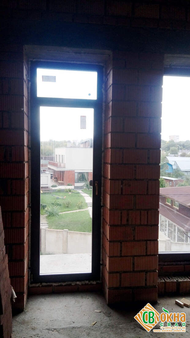 Балконные двери из сосны в Архангельском