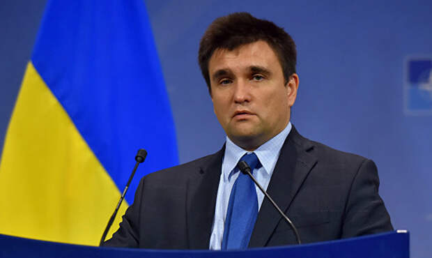 Климкин забеспокоился: работать в стране некому, украинцы массово уезжают в ЕС